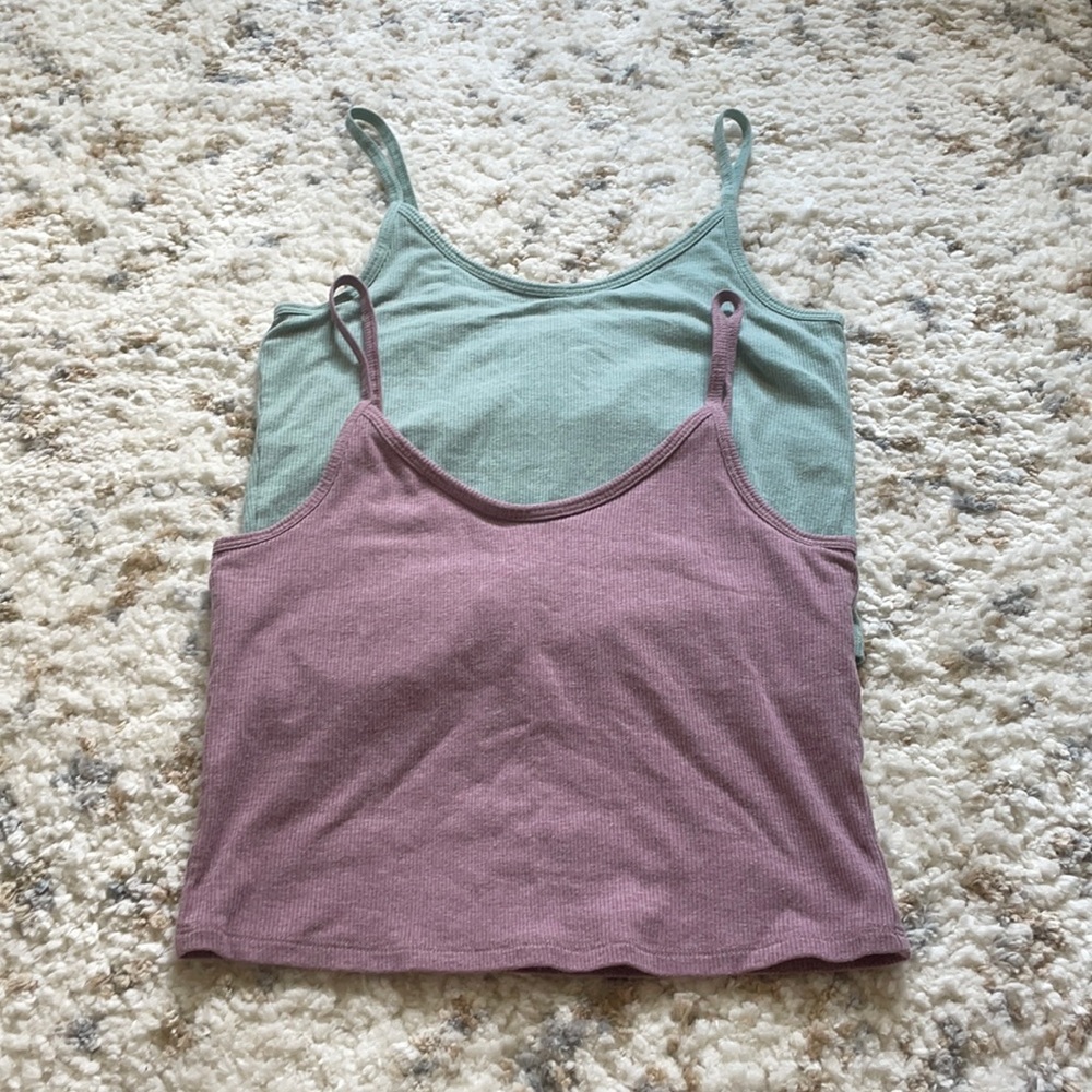 Ribbed cropped camisoles